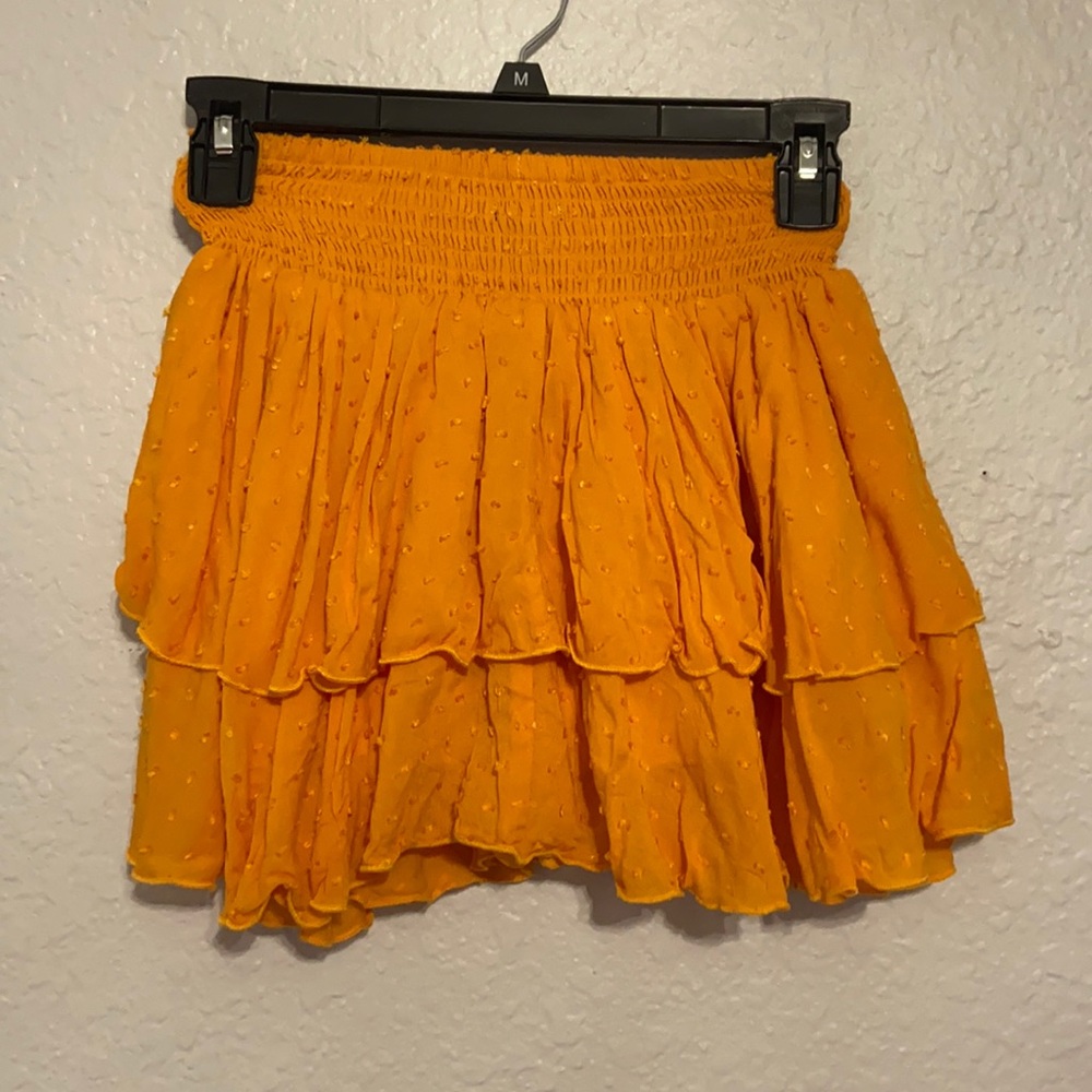 Mustard mini skirt